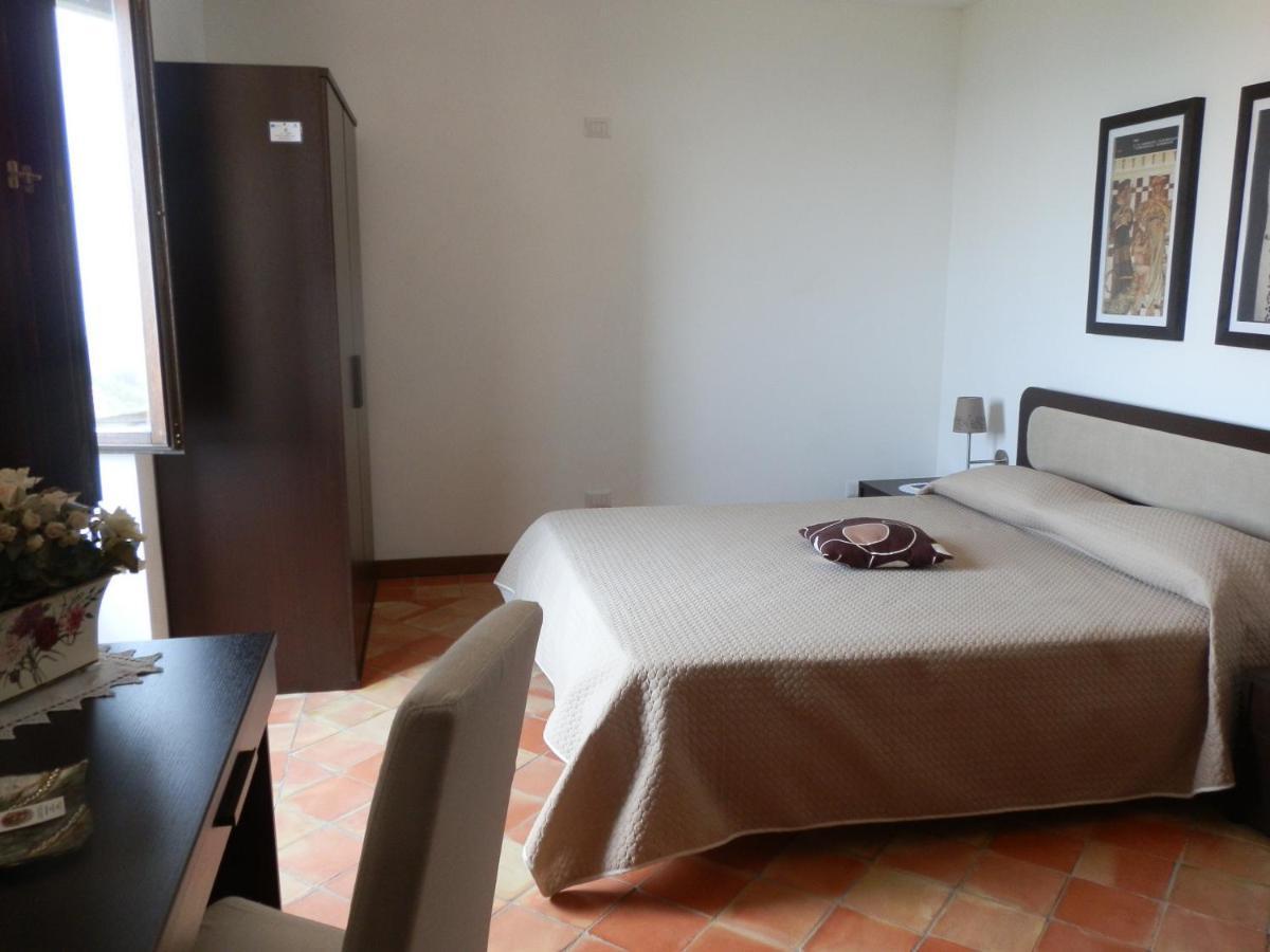 Agriturismo Ai Monaci Montano Antilia ภายนอก รูปภาพ